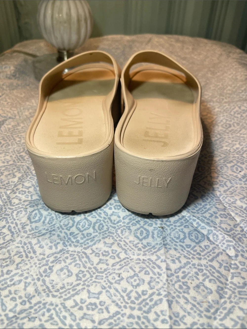 Lemon Jelly Women’s Creamy  Tan Platform Slide Sandals size 41 EU/ 10.5 US